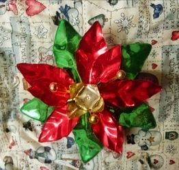 Metallic Poinsettia Christmas candle holder