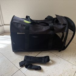 Pet Carrier Bag With Shoulder Strap
