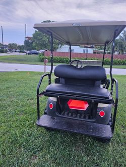 Golf cart