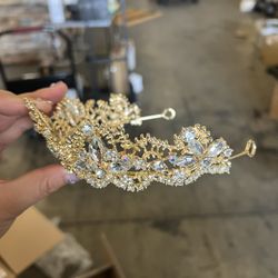 Birthday Crowns $1
