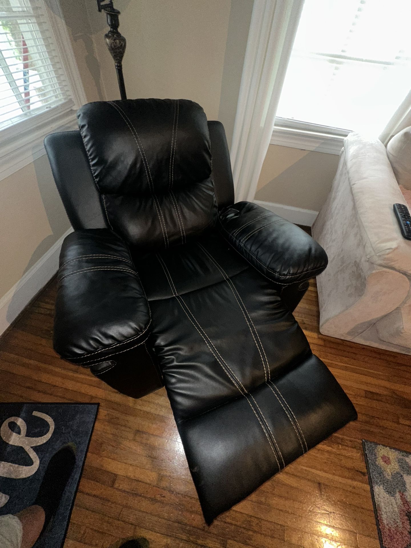 Faux Black Leather Manual Recliner