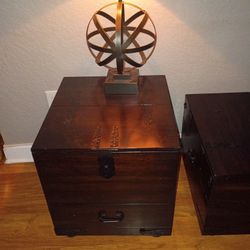 Coffee Tables And End Tables Plus Lamps 