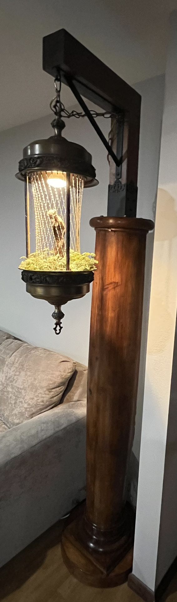 Rain Oil Lamp With Wood Column 