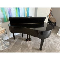 IT Digital Baby Grand Piano