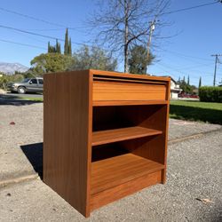 Mid Century Danish Modern Teak Single Drawer Bedside Table Nightstand