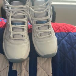 Jordan 11 Legend Blue 6.5Y