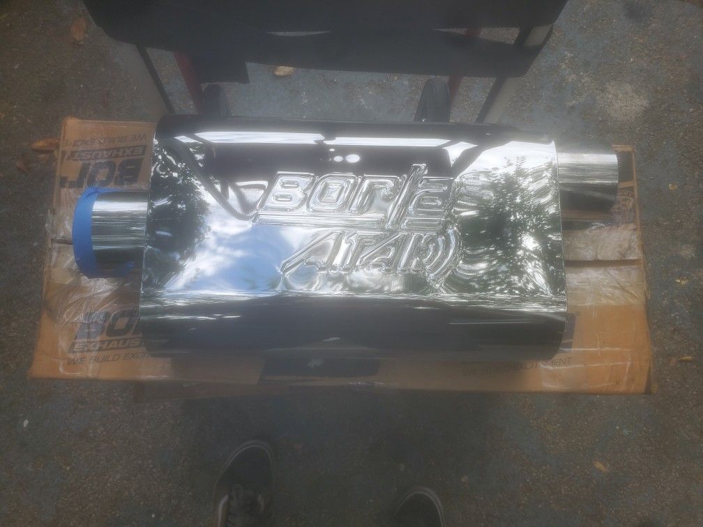 BRAND NEW Twin BORLA ATAK exhaust
