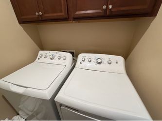 GE Washer & Dryer Set