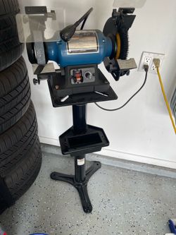 Hercules 8” Variable Speed Bench Grinder w/ Stand & Work Light