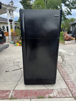 Frigidaire fridge