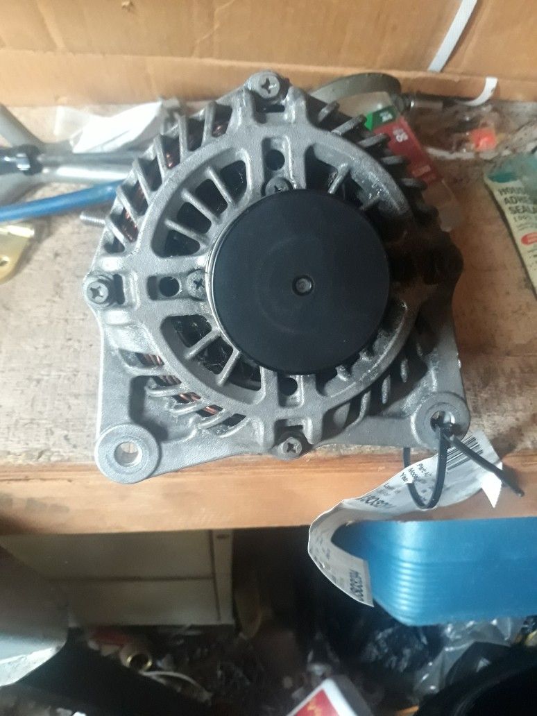 2014 Nissan Altima Alternator Used 2.5