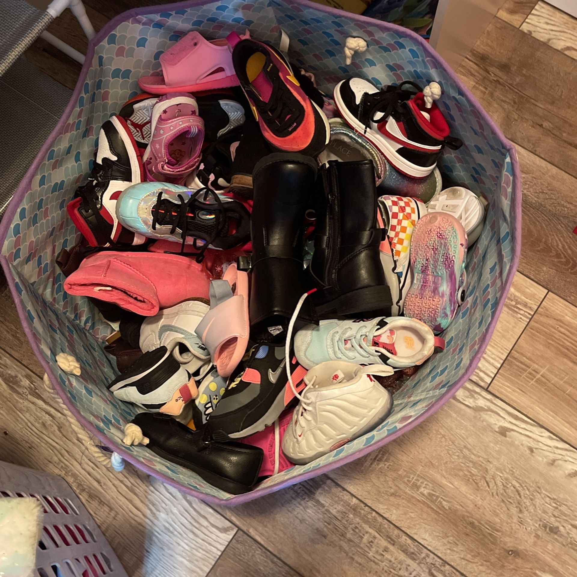 Toddler Shoes Size 7c!!! Plenty To Choose From