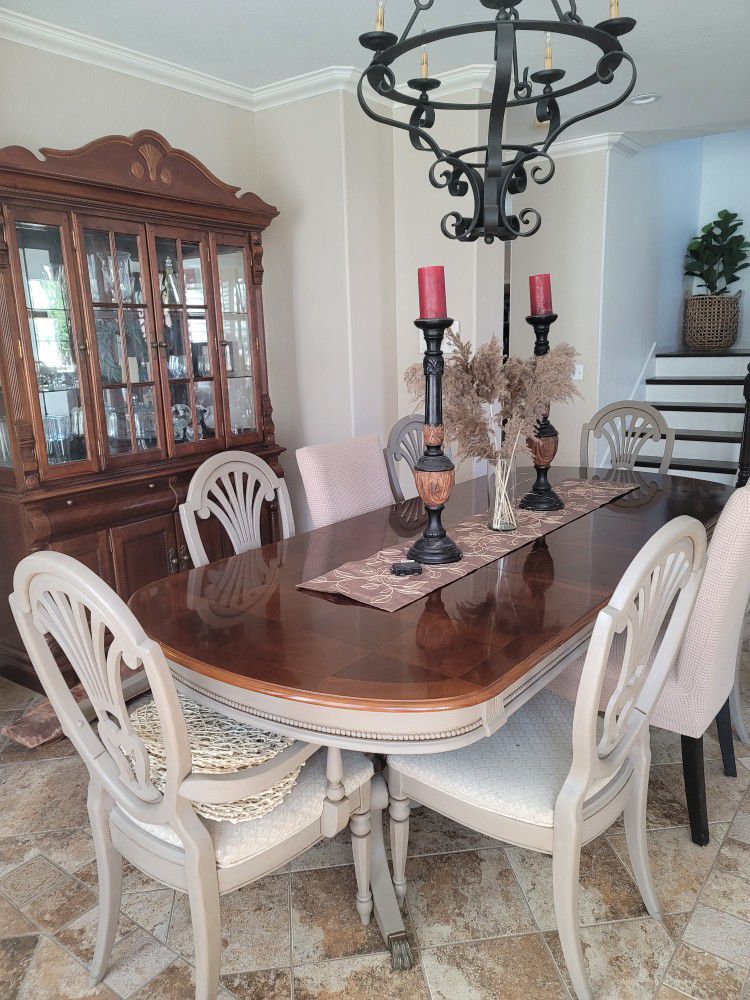 Dinning Table, Chairs And Hutch 