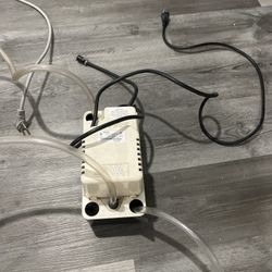 Frigidaires Dehumidifier w/ Built-In Pump – Works Great – Must Go by Sunday 1/4