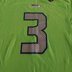 Seattle Seahwks NFL NWT Tshirt 