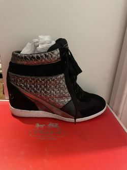 Coach Shoes/heels