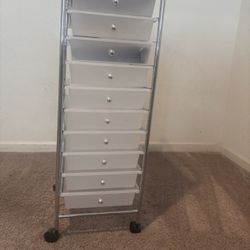 10 Drawer Rolling