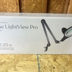 The LightView Pro Lamp Brightech