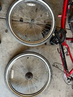 26 inch Bike Wheels w White Wall Tires