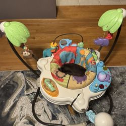 Fisher price Baby Bouncer 