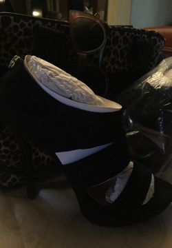Brand New Black size 7