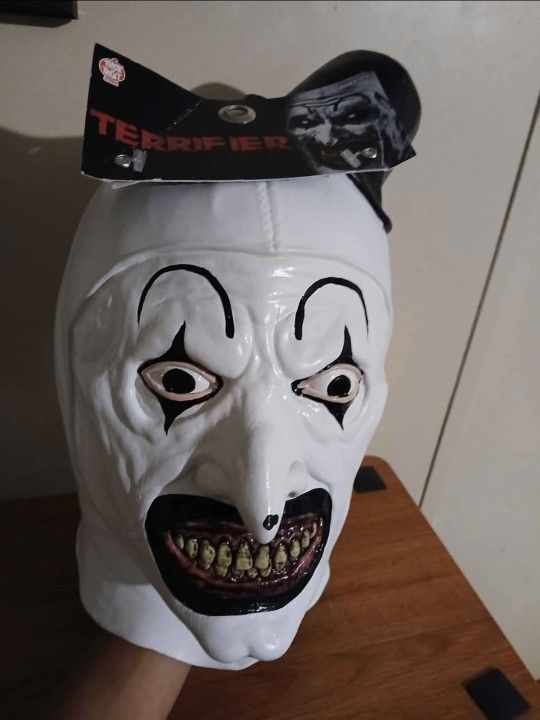 Art The Clown/Terrifier Mask