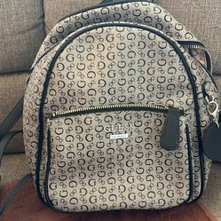Like New Ladies Guess Backpack/Purse