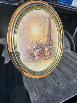 Oval Picture Frame 