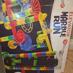 Elevator marble run