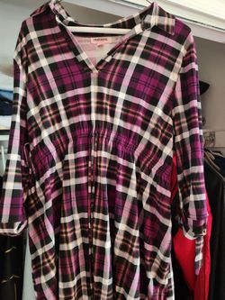 Feathers Maternity Purple Black White XL
