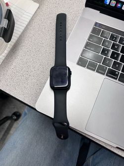 Apple Watch 8