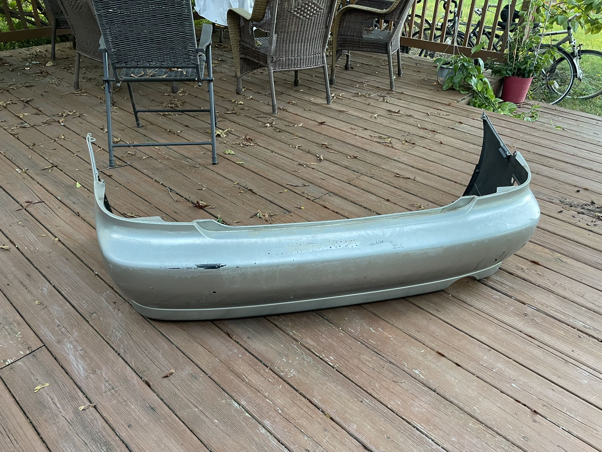 Lexus IS300 Rear Bumper Cover