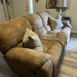 Reclining sofa and reclining/rocking loveseat