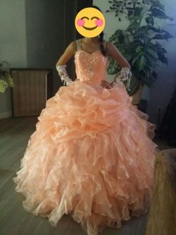 Hermozo vestido de quinceañera