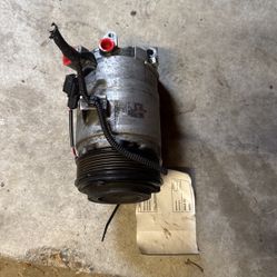 AC COMPRESSOR 