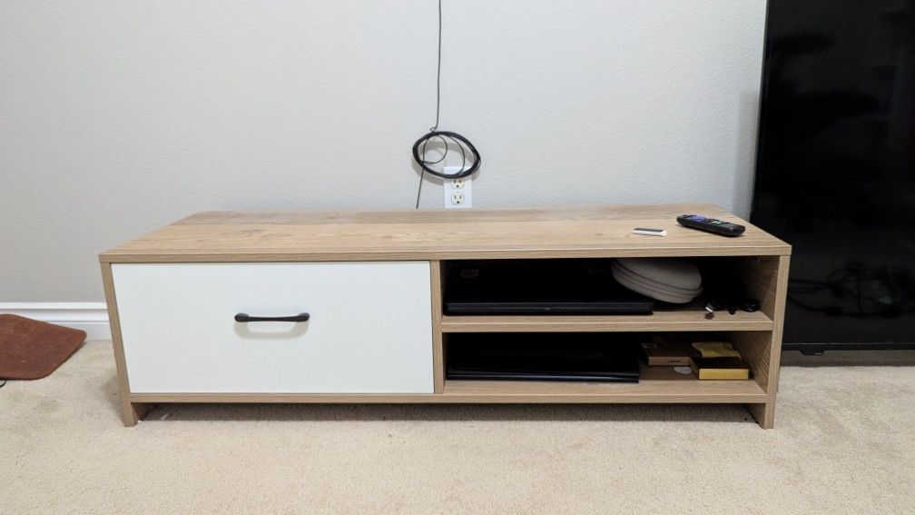 TV Stand With Drawer
