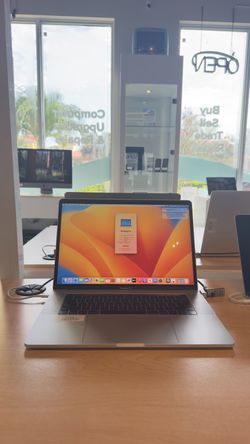 💻 Mid-2017 15” MacBook Pro – 2.8GHz i7 Quad-Core / 16GB RAM / 512GB SSD – Silver