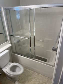 Shower Door 58x60