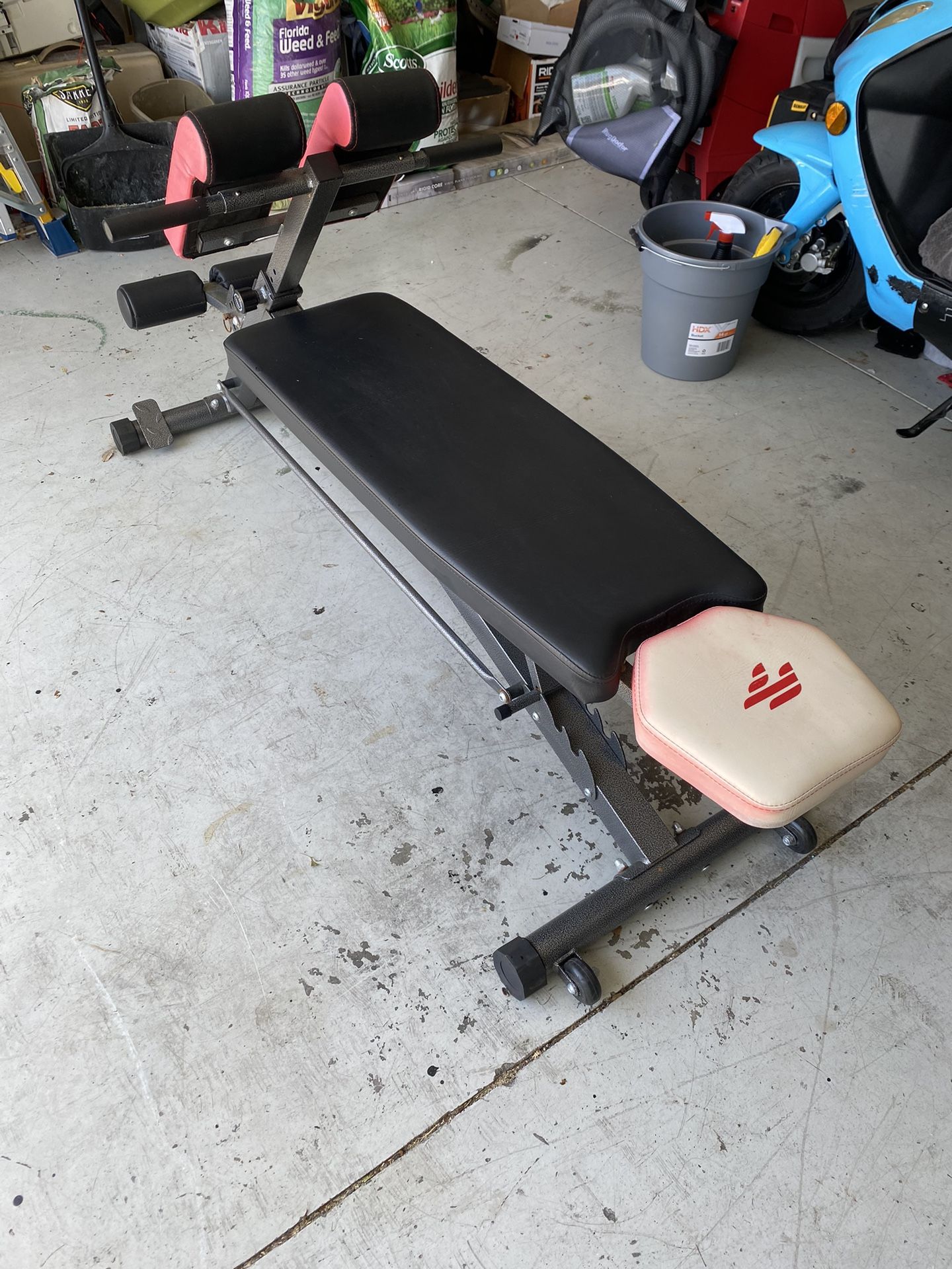 Sit-Up Bench (adjustable)
