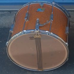 Ludwig Maple Gold Sparkle 16" X 12" Snare Drum