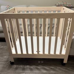 Babyletto Origami Mini Crib 