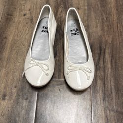 Girls Shoe (white ballet Flat) - Size 2.5 Y