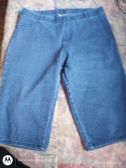 Faded Glory Size Medium Elastic Waist Women's Capris Stretch