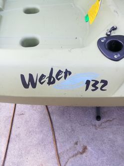 Weber 132 fishing kayak used a few times. for Sale in Bell Gardens, CA -  OfferUp