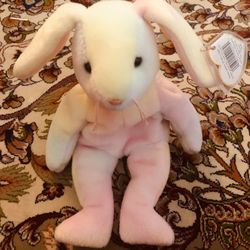 Huge Error Hippie Beanie Baby The Date Of Birth On The Tush Tag Is May 1998 On The Hang Tags It Says 1999 Almost New Condition 