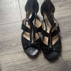 ZAPATOS MARCA MK BUENAS CONDICIONES SIZE 9 