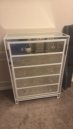 Drawer Chest
