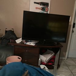 50 Inch lg Tv And Tv Stand 