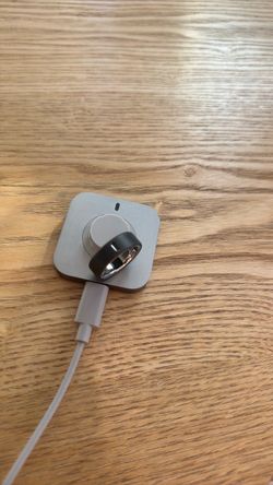 Oura Ring 4 – Black – Size 11 + Charger