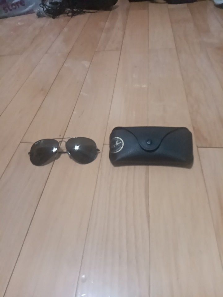 Ray Bans Aviator Sunglasses